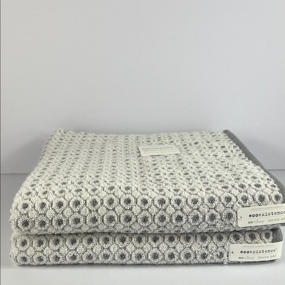 Ecoexistence Bath Towel set Gray White Stripe Dot Quick Dry Zero Twist 2 Pc NEW